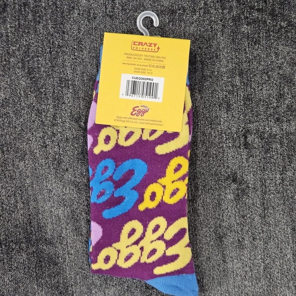 NEW Eggo Waffles Adult Crazy Universe 1 Pair Crew Socks Shoe Size 6-13 Novelty